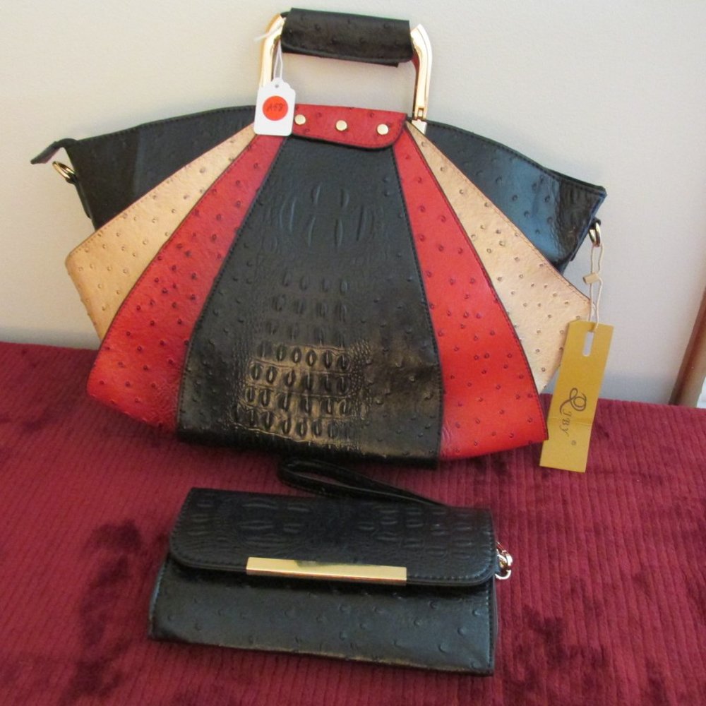 A58-NWT “QJBY” QIAN JIAO BAI YUE Designer Fan Bag with matching Wallet & Dustbag